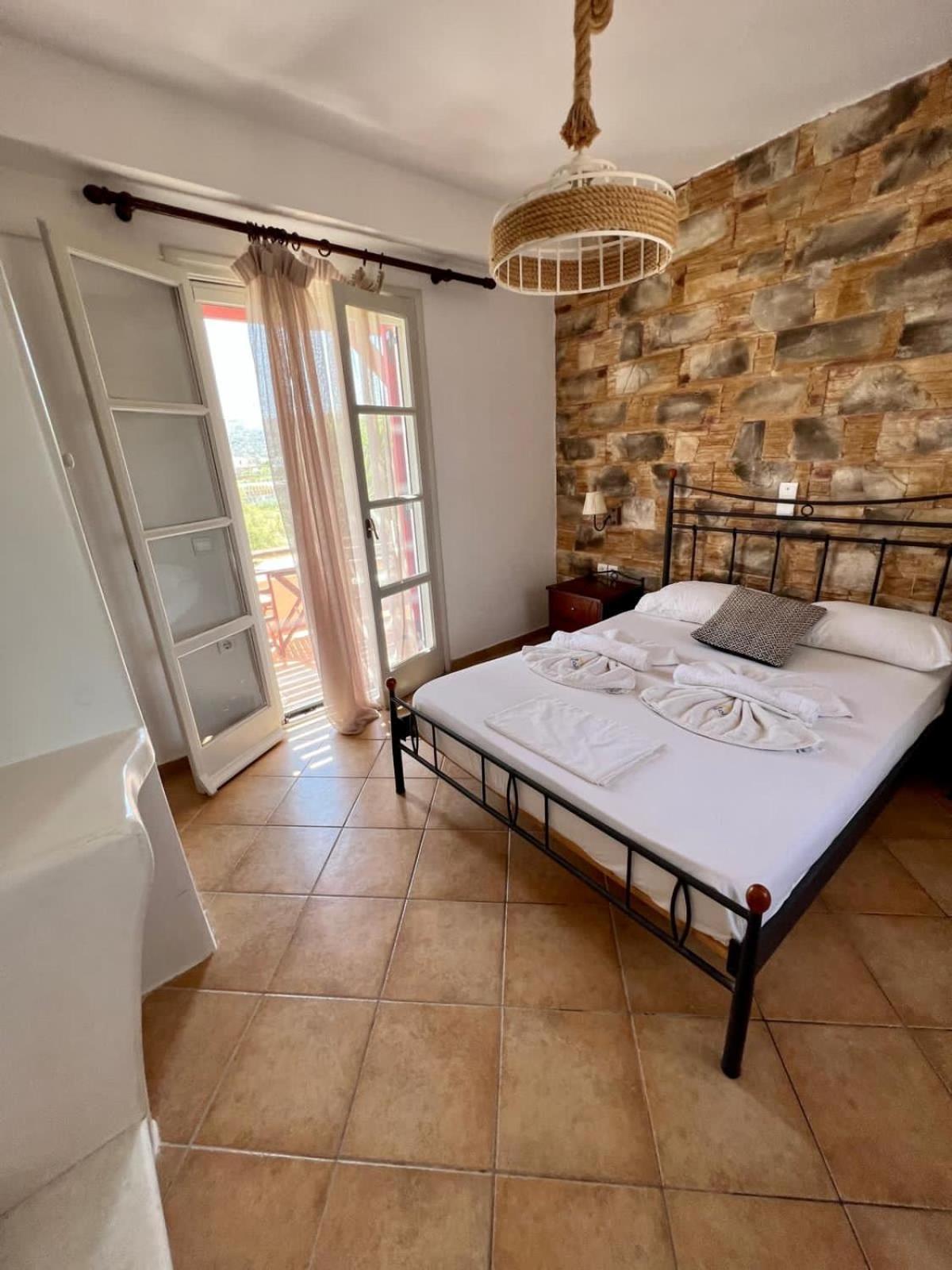 Acti Plaka Hotel Esterno foto